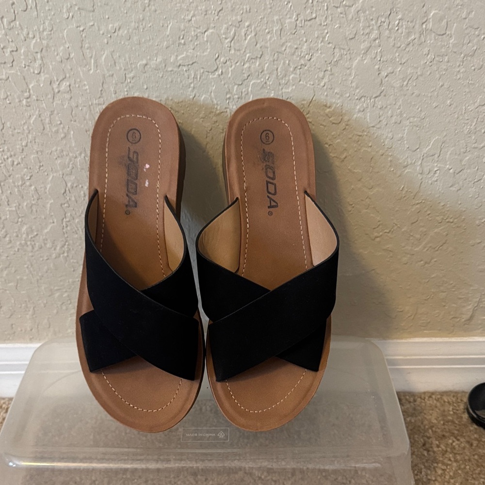 Soda Women's Black and Tan Crisscross Sandals